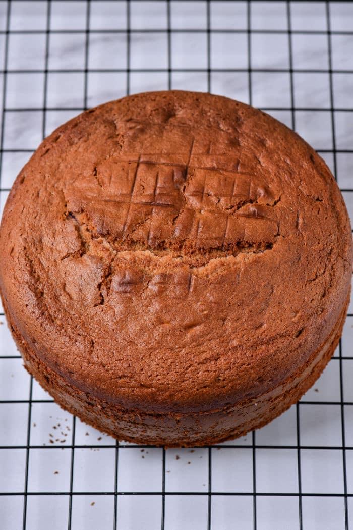 8 inch cake