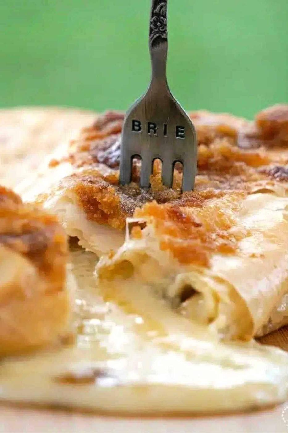 Air Fryer Baked Brie with Crescent Rolls