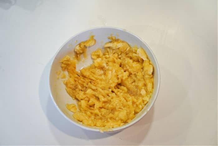 mashed bananas