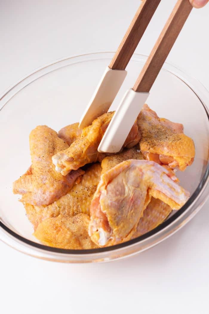 cooking chicken wings in air fryer