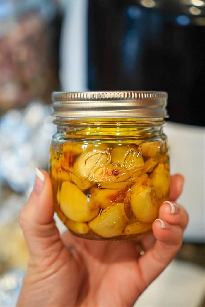 storing garlic
