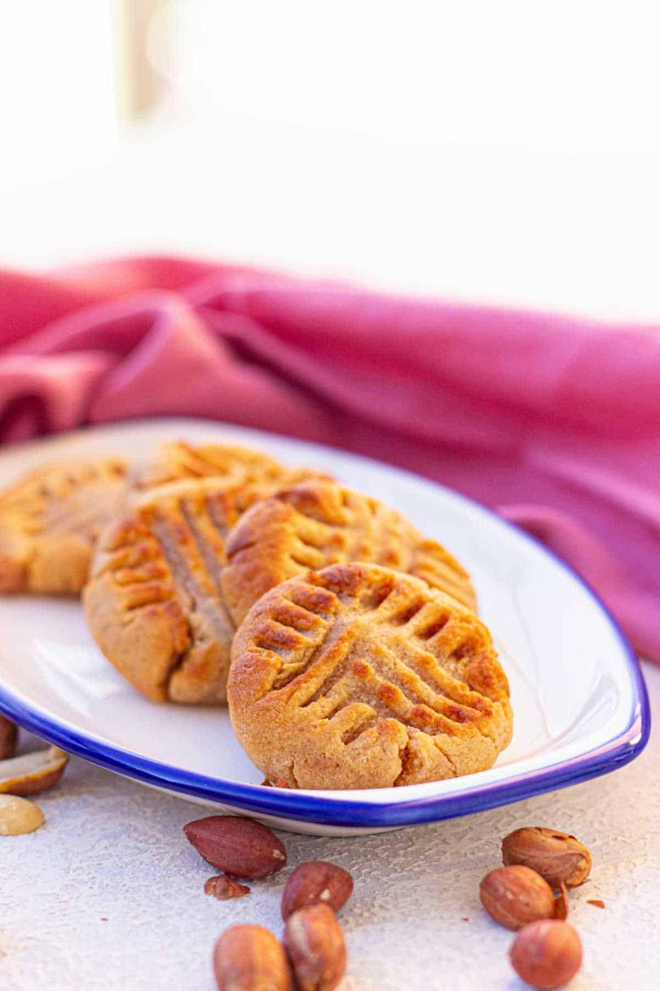 Small Batch Peanut Butter Cookies