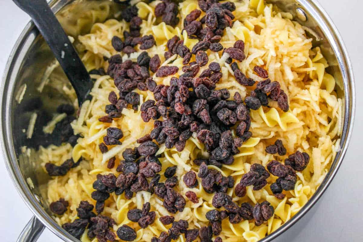 apple noodle casserole