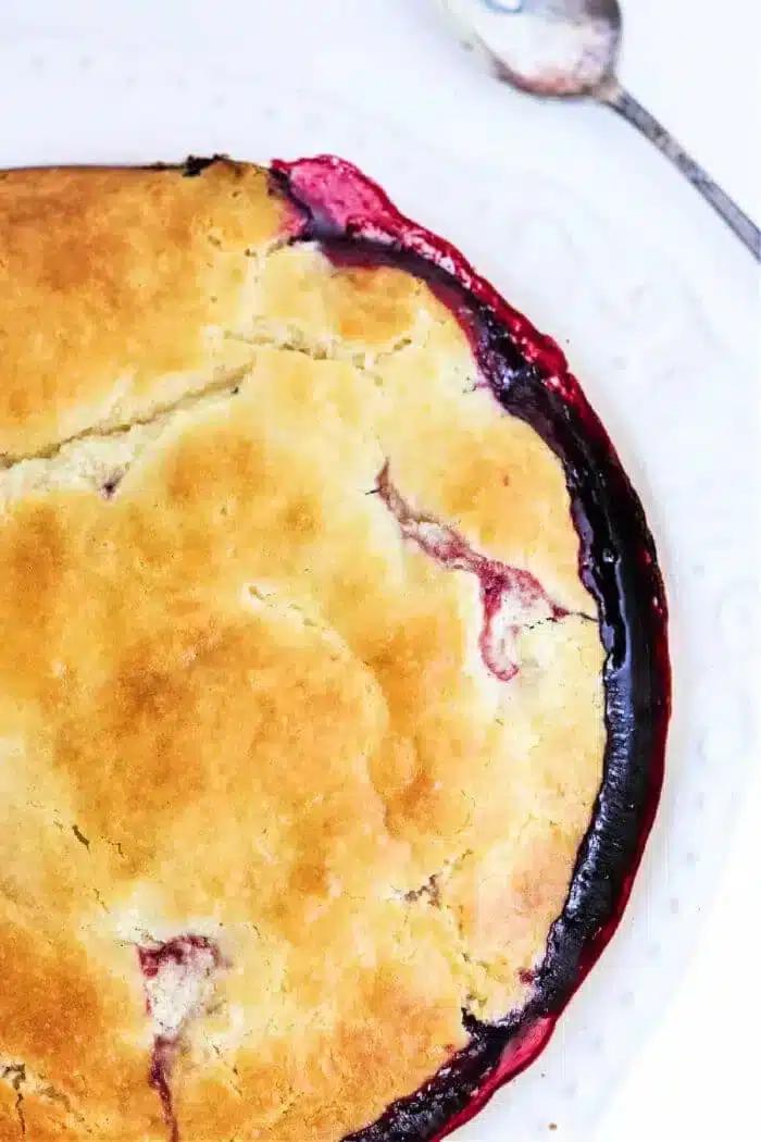 5 Ingredient Bisquick Blackberry Cobbler