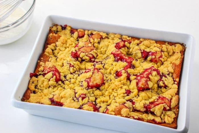 coffee cake with cherries