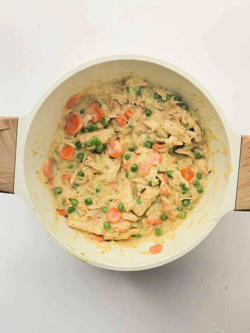 Copycat Marie Callenders Chicken Pot Pie