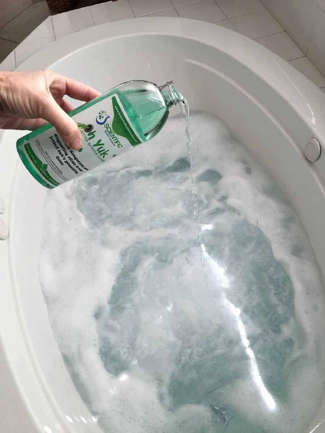 what is the best cleaner for jetted tubs