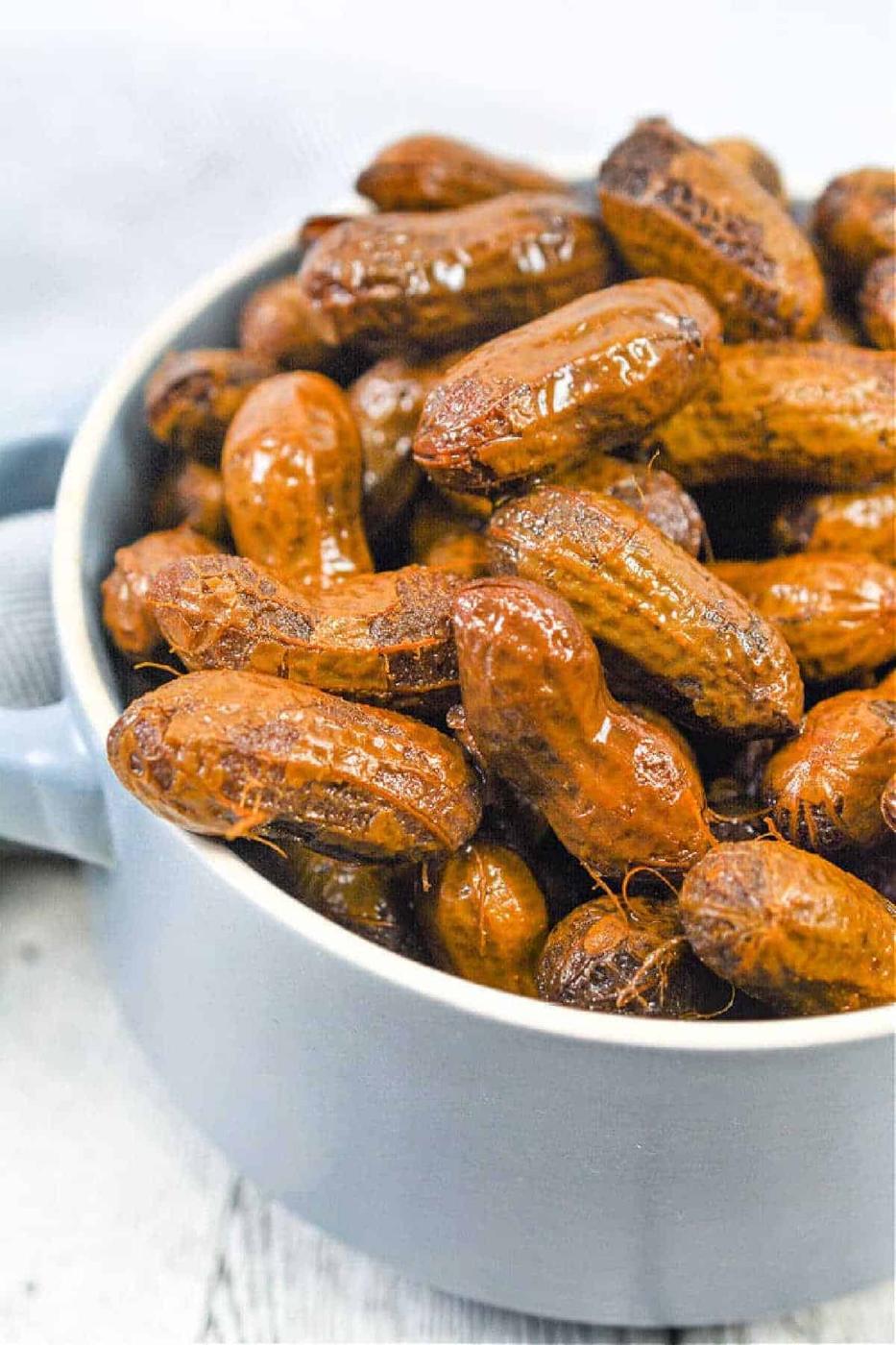 Crockpot Boiled Peanuts
