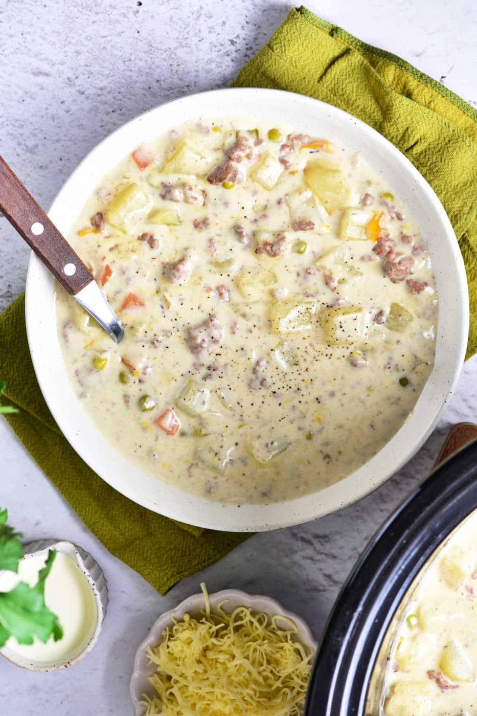 Crockpot Creamy Potato and Hamburger Soup