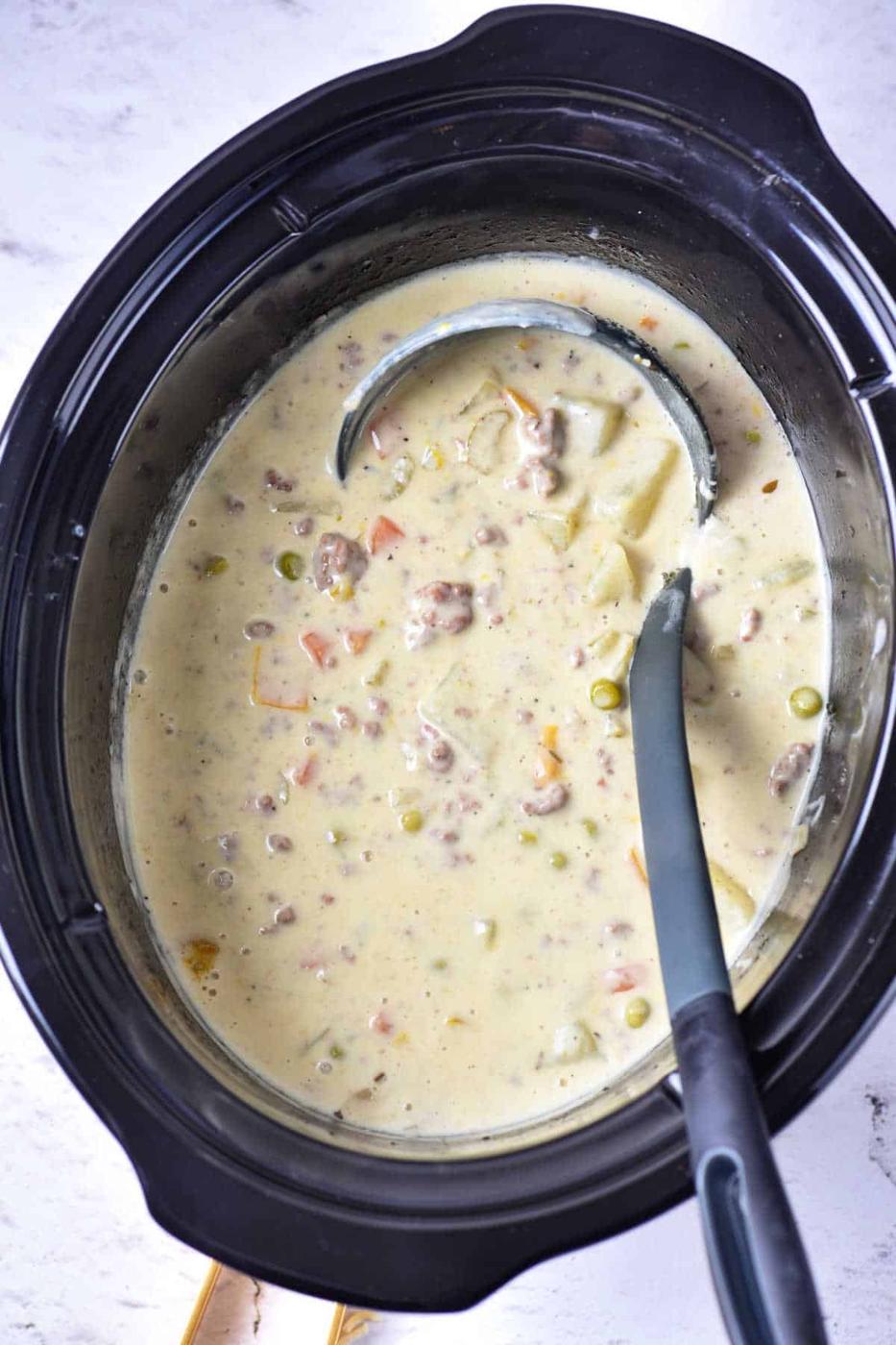 Crockpot Creamy Potato and Hamburger Soup