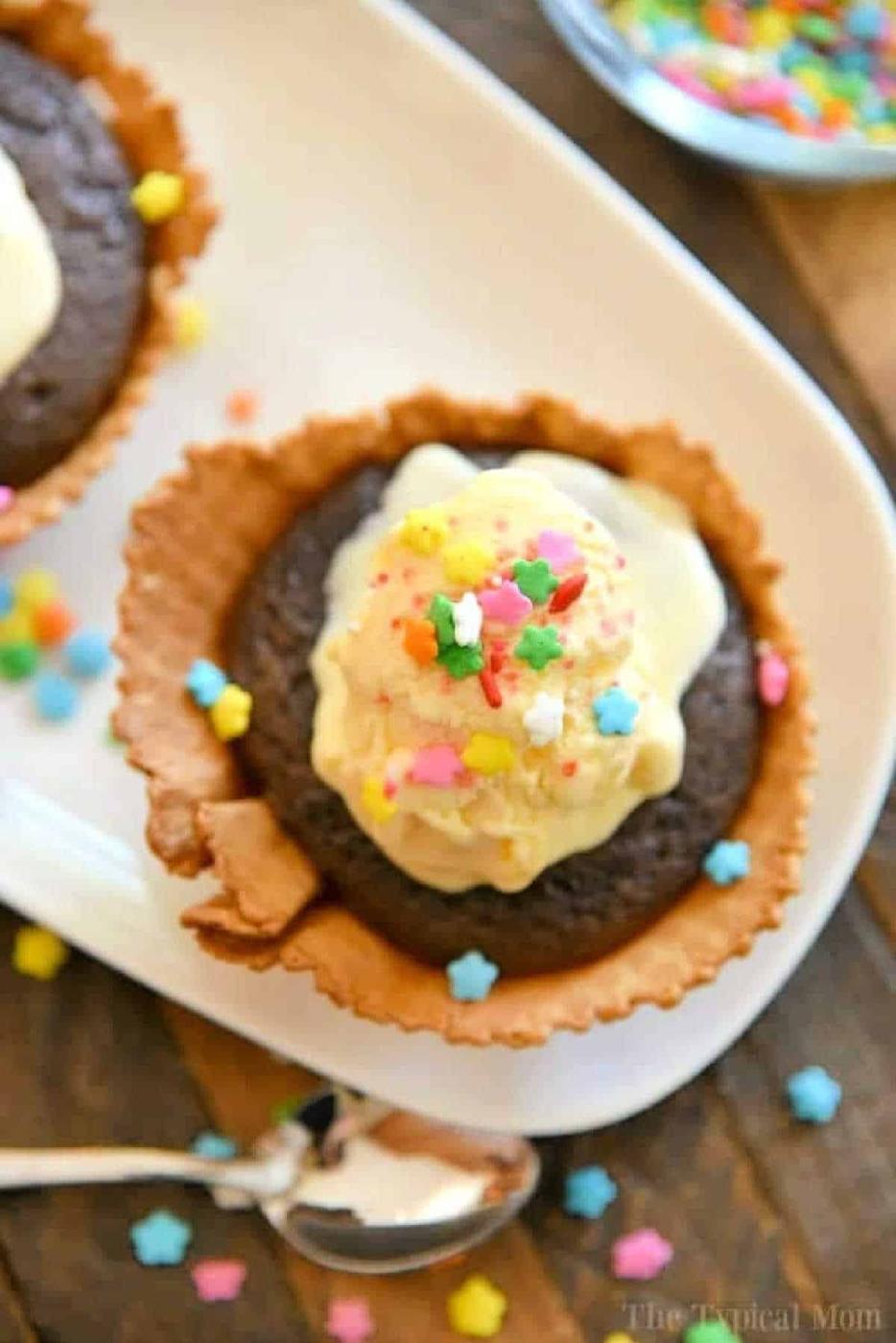 How to Bake Cupcakes in Waffle Bowls
