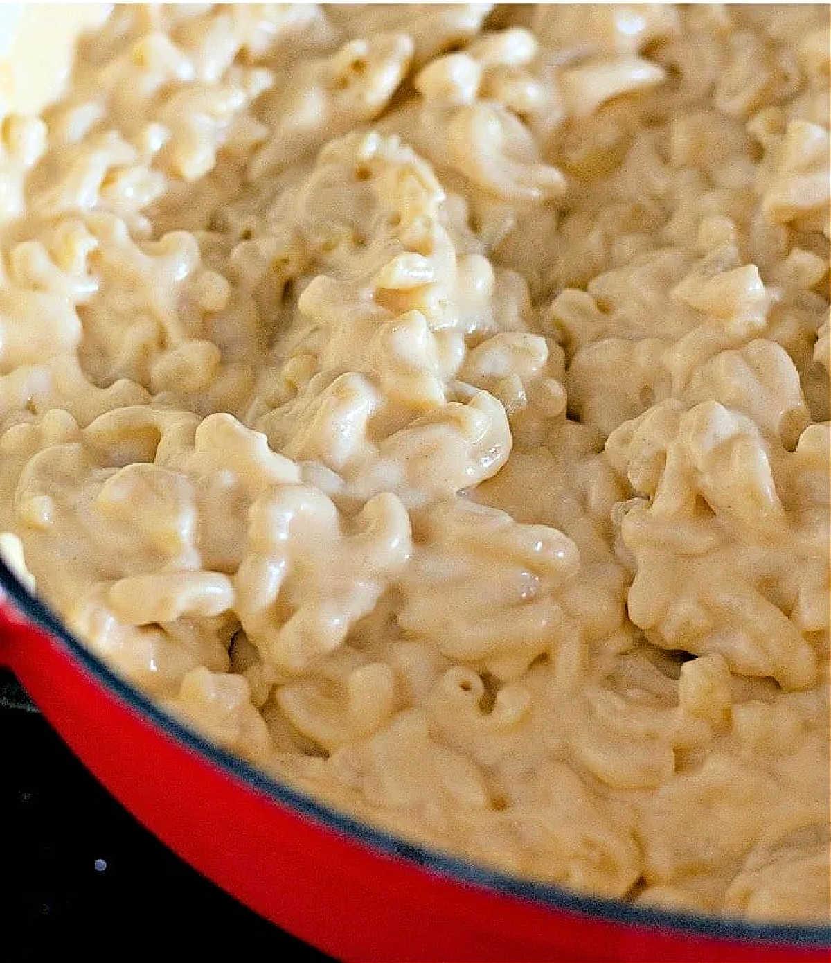 Homemade Macaroni and Cheese in Dutch Oven