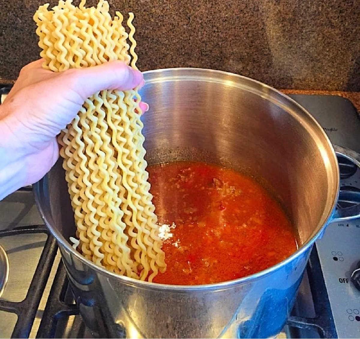 One Pot Spaghetti