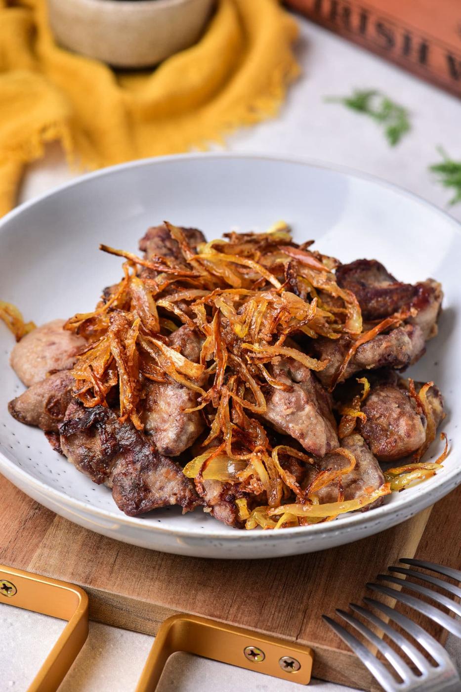 Chicken Liver and Onions