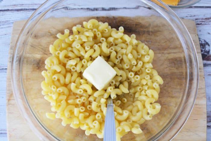 butter noodles in microwave