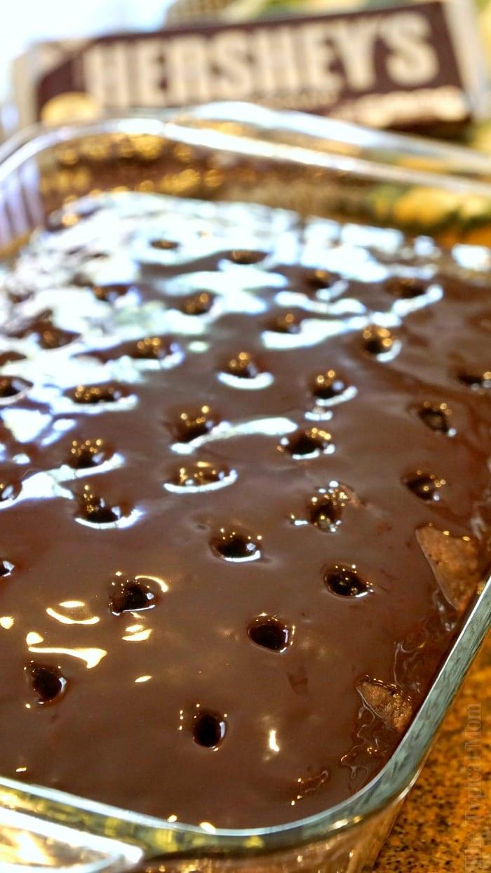 smores poke cake