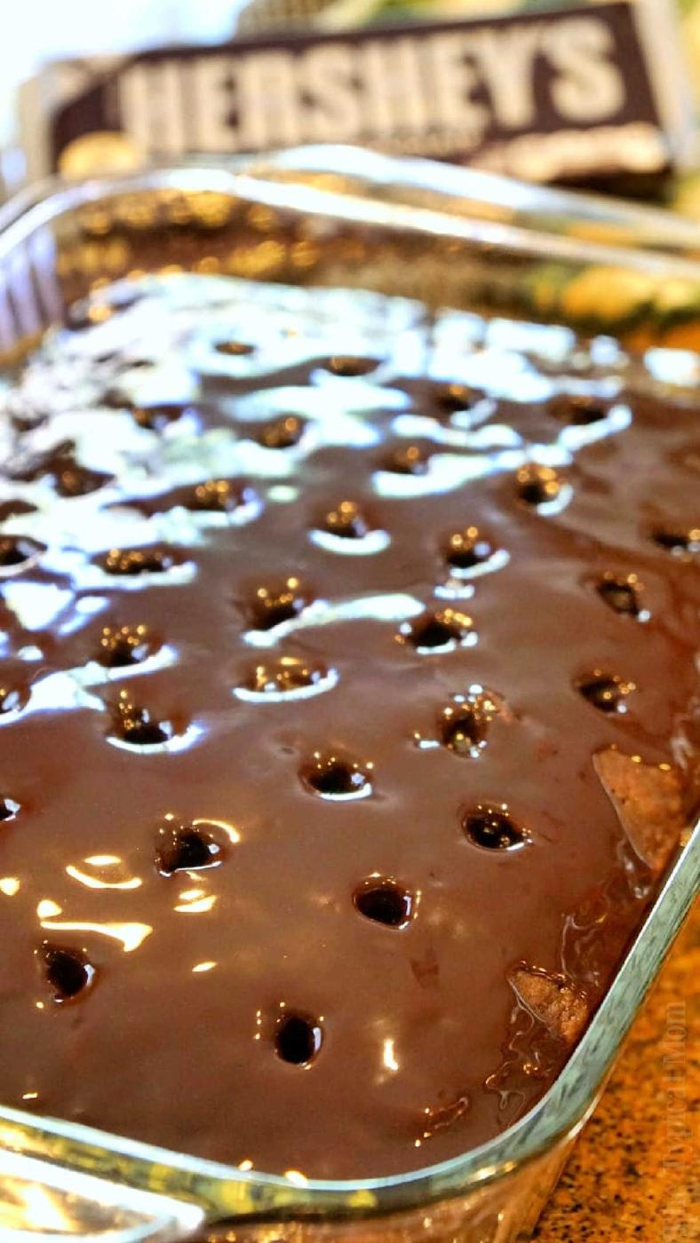 How to Make a Poke Cake