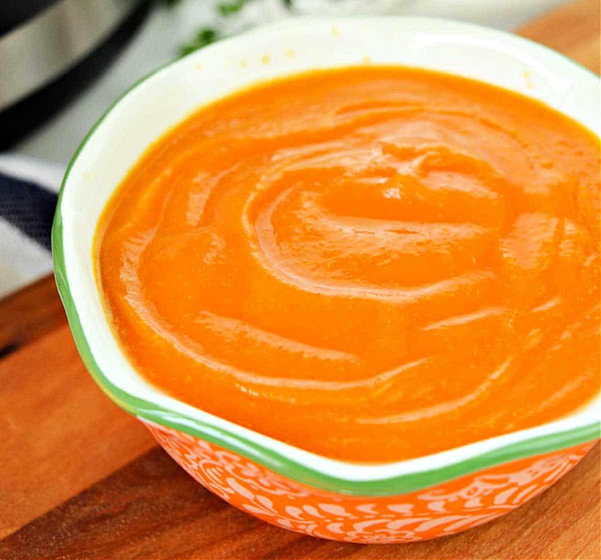 Instant Pot Carrot Soup