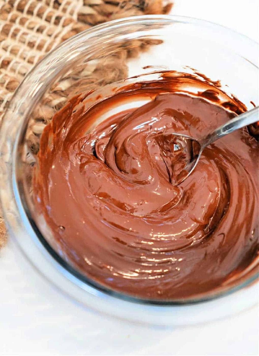 How to Melt Chocolate Chips in the Microwave