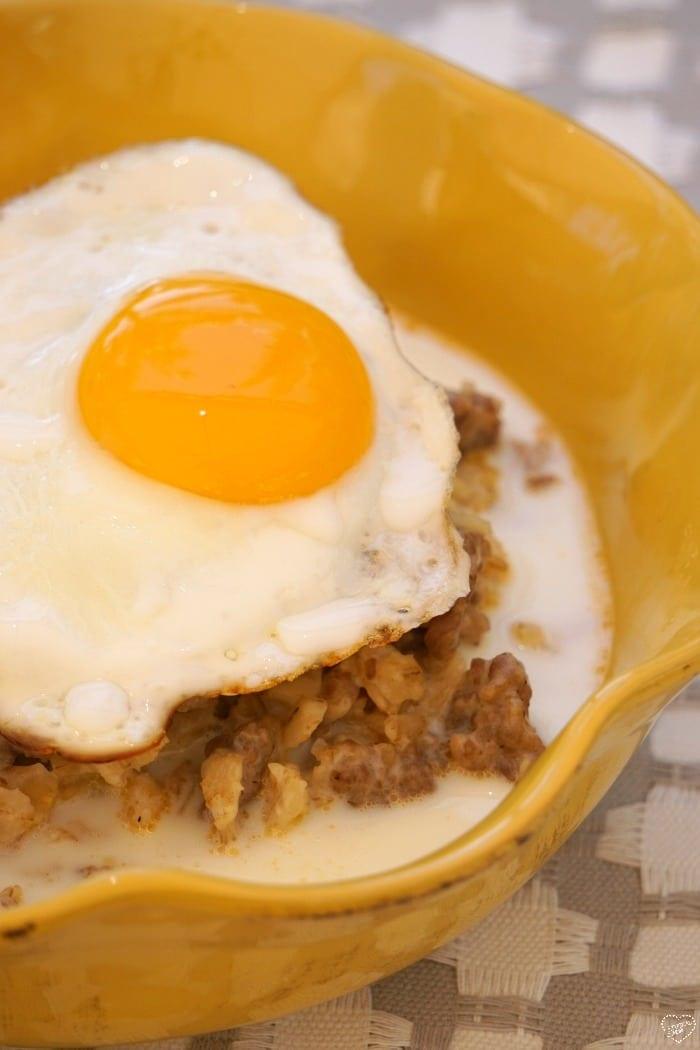 Savory Oatmeal with Egg