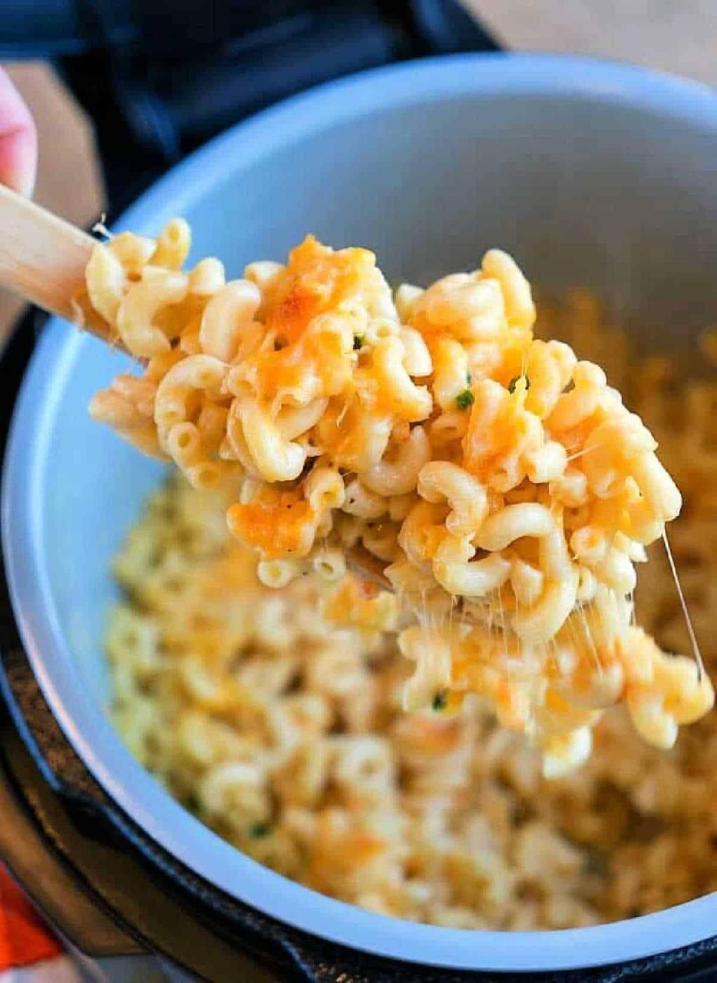 Ninja Foodi Macaroni and Cheese