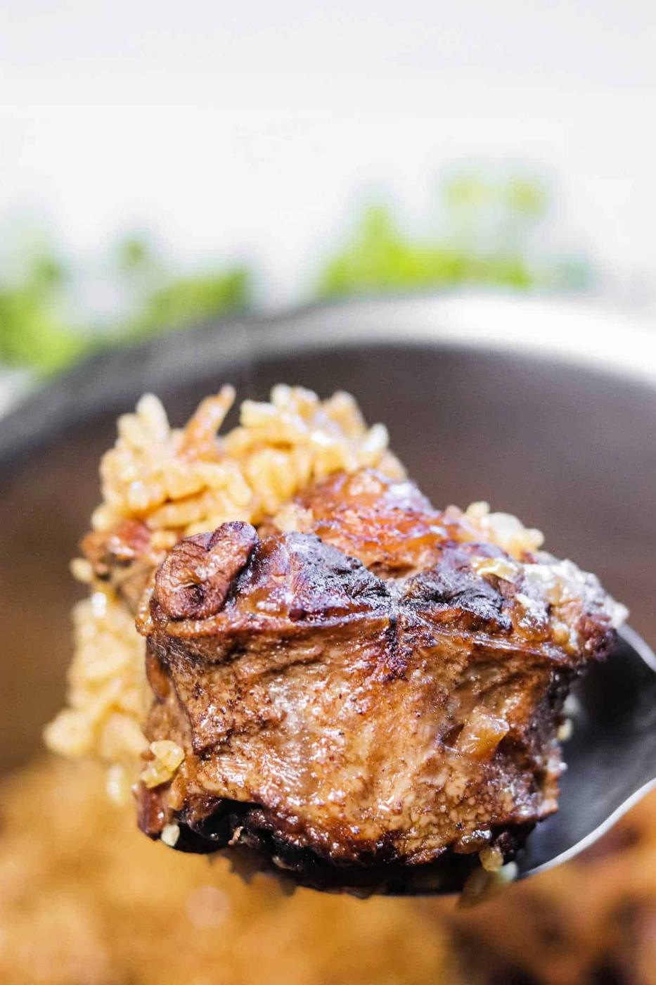 Oxtails and Rice