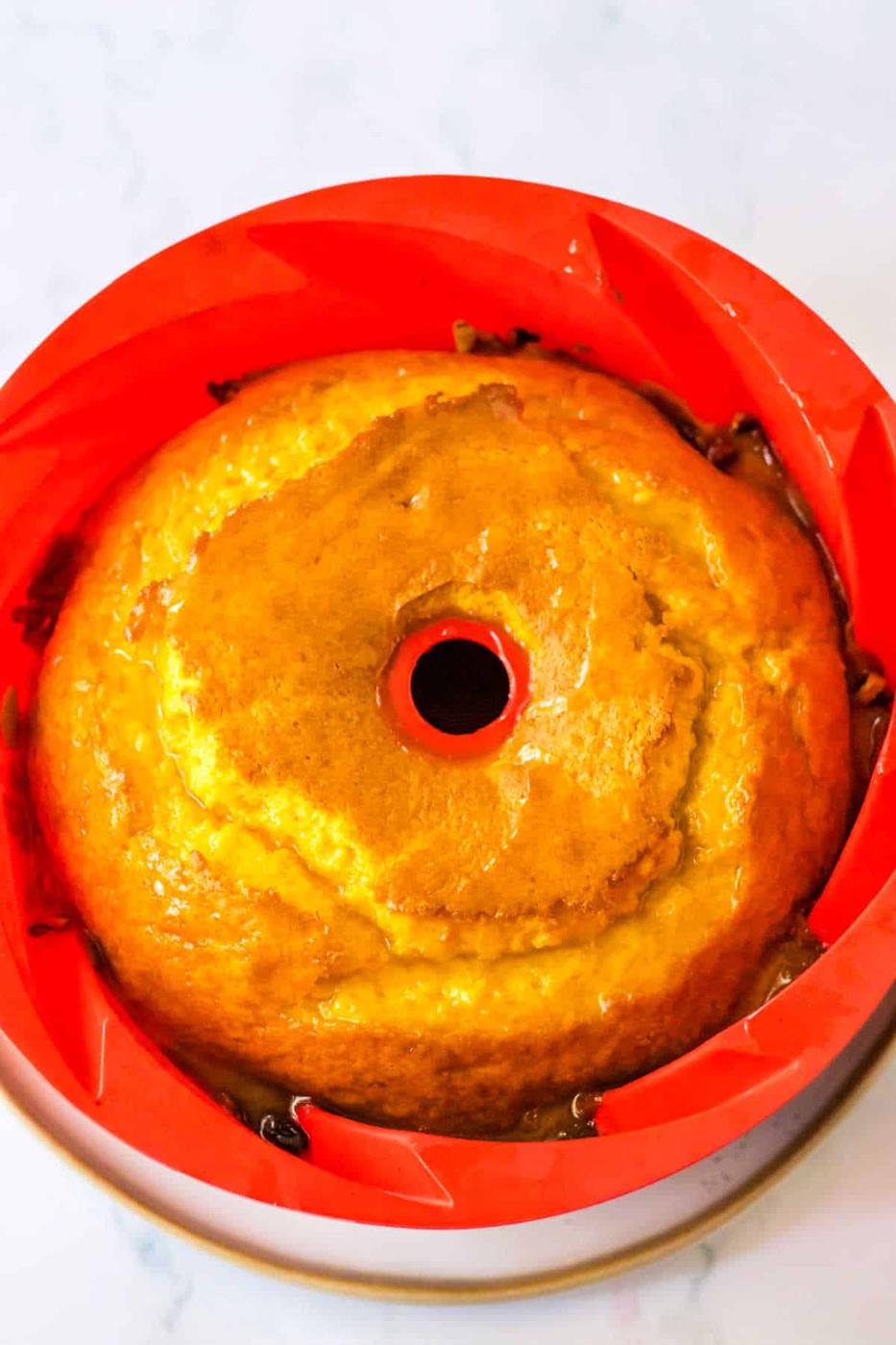 How to Make a Homemade Bundt Cake