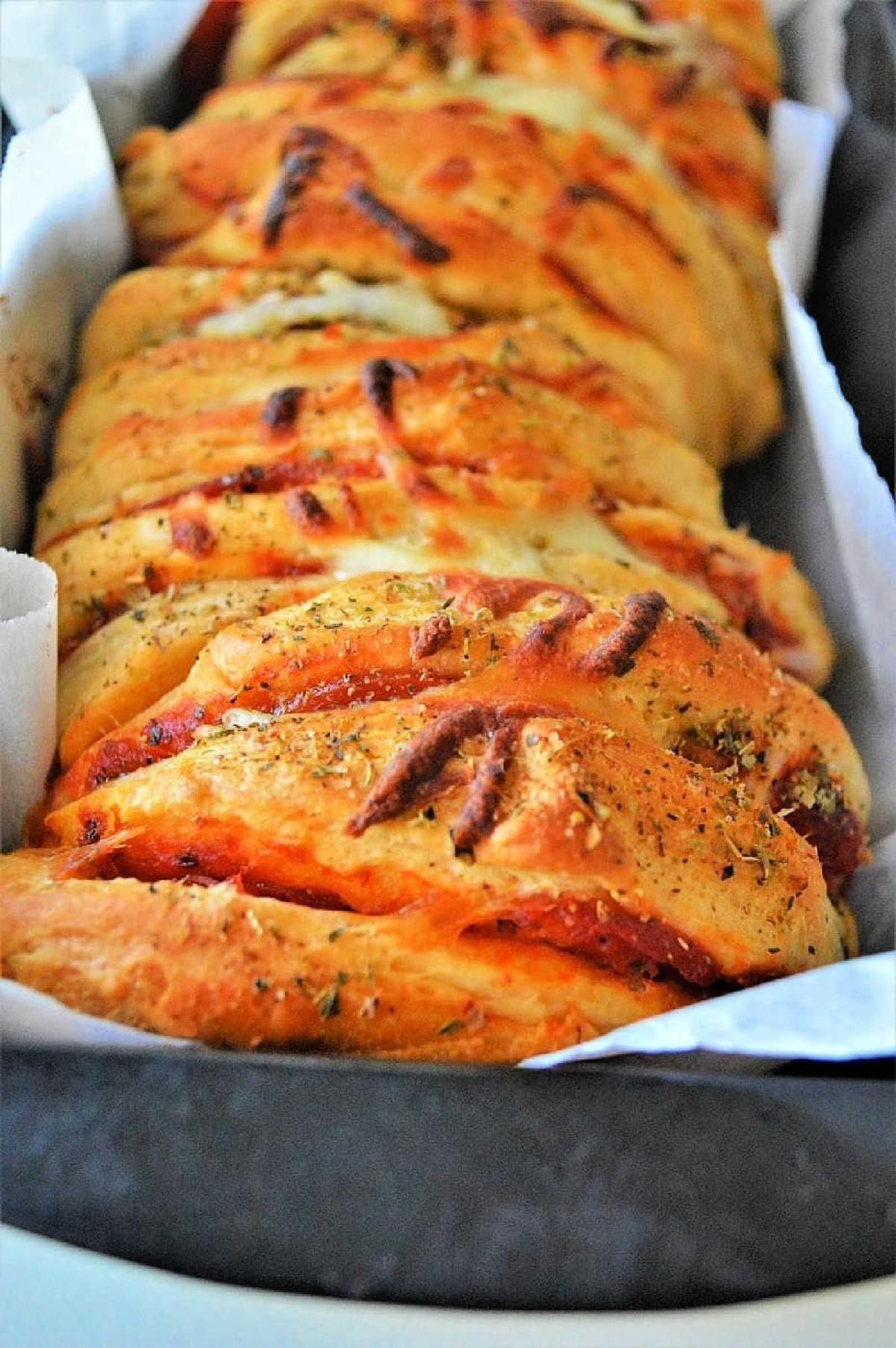 Pull Apart Pizza Bread