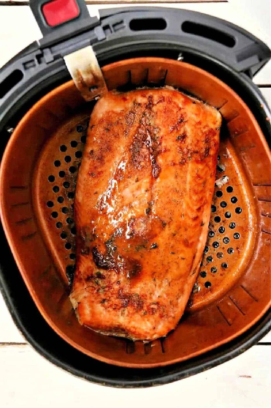 Salmon in the Air Fryer with Dry Rub