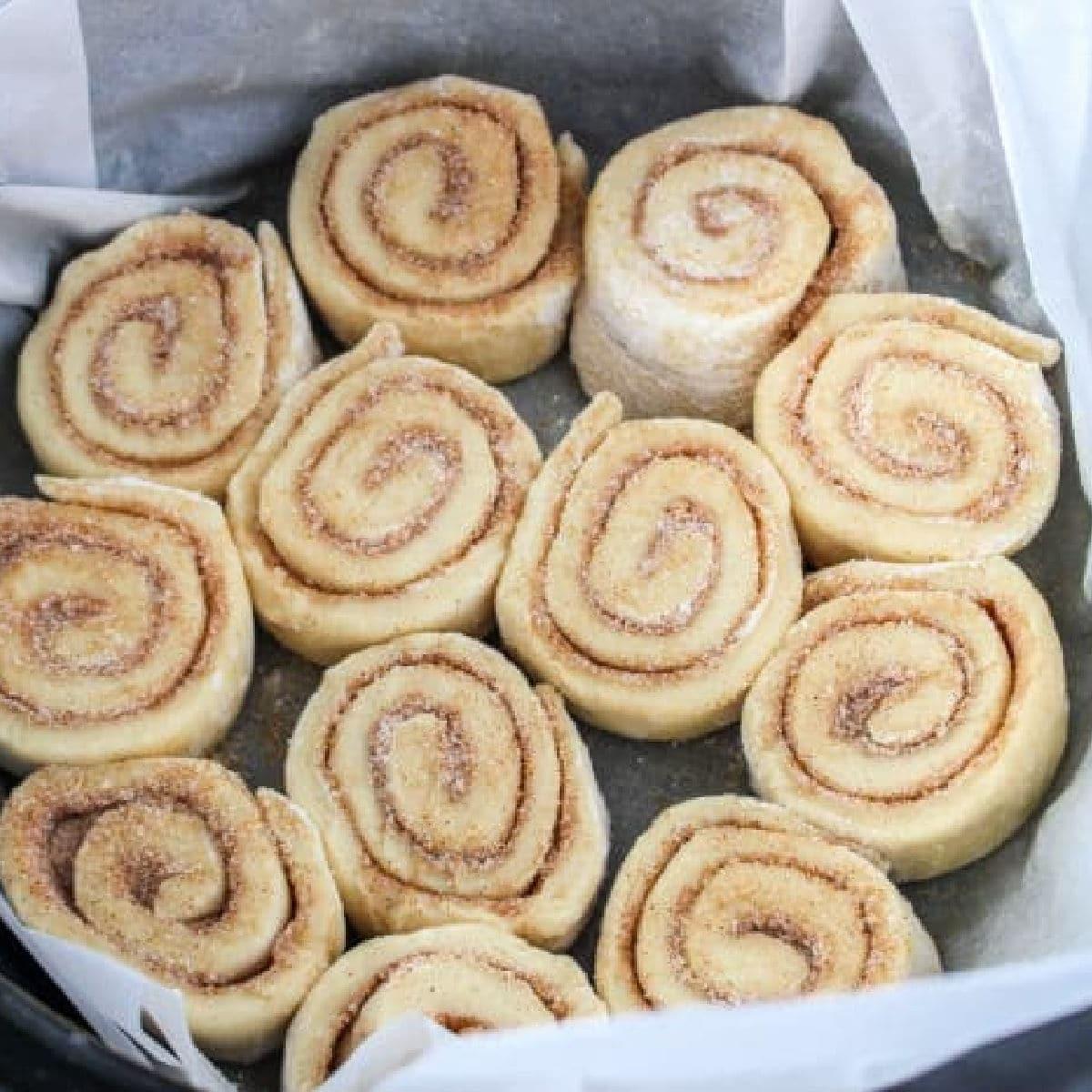 Slow Cooker Cinnamon Rolls