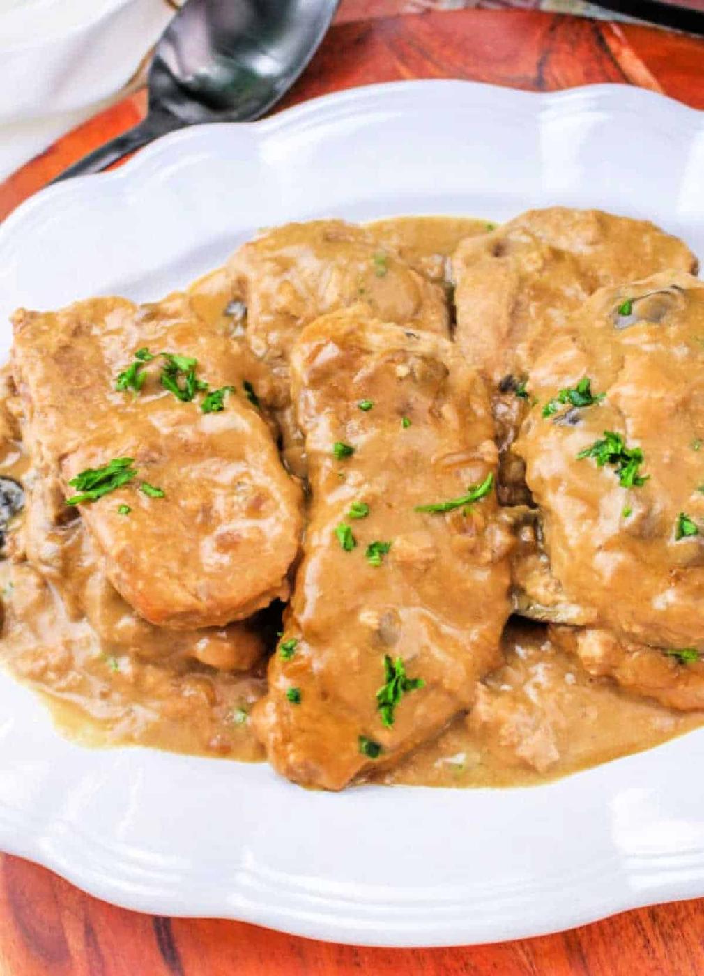 Slow Cooker Pork Chops and Gravy