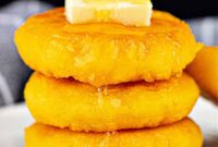Crispy Cornbread Cakes