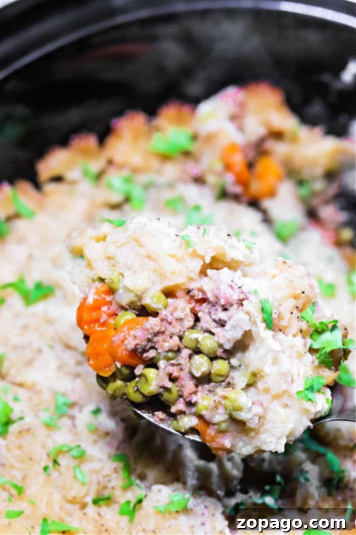 Hearty Slow Cooker Shepherd's Pie 10 Shepherds Pie Crockpot