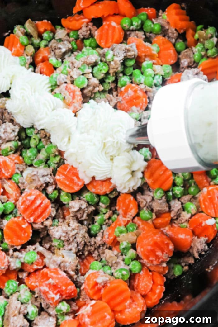 Hearty Slow Cooker Shepherd's Pie 5 Shepherd's Pie in a Crockpot