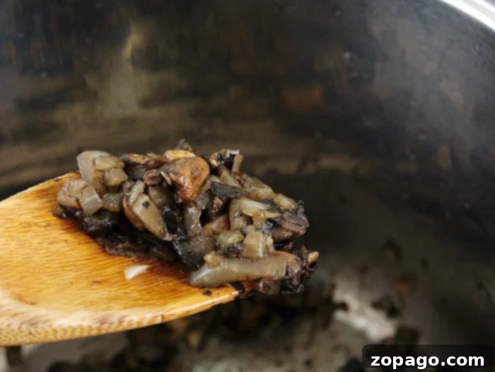 Velvety Homemade Cream of Mushroom Soup 2 how to make cream of mushroom