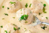 Creamy Alfredo Meatball Delight