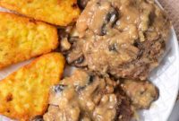 Grandma’s Classic Salisbury Steak