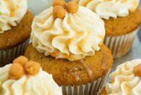 Baking Irresistible Pumpkin Pie Cupcakes