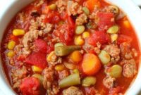 Hearty Slow Cooker Beef and Vegetable Soup
