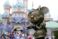 23 Disneyland Insider Tips