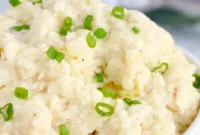 Set-It-And-Forget-It Mashed Potatoes