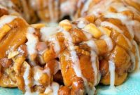Instant Pot Gooey Cinnamon Roll Monkey Bread