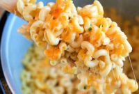 Easy Ninja Foodi Mac and Cheese
