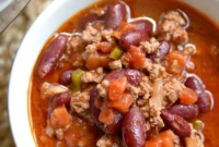 Easy 5-Ingredient Crockpot Chili