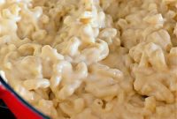 Creamy Homemade Dutch Oven Mac and Cheese