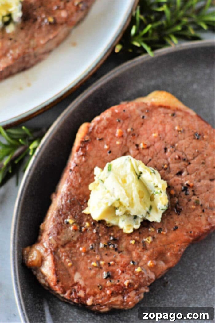 Tender Stove Top Round Steak 2 How-to-Cook-Round-Steak-on-the-Stove - perfectly seared steak in a pan