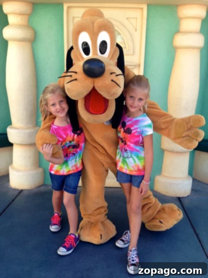 Disneyland on a Budget 4 A large reusable water bottle, symbolizing how to save money on drinks at Disneyland