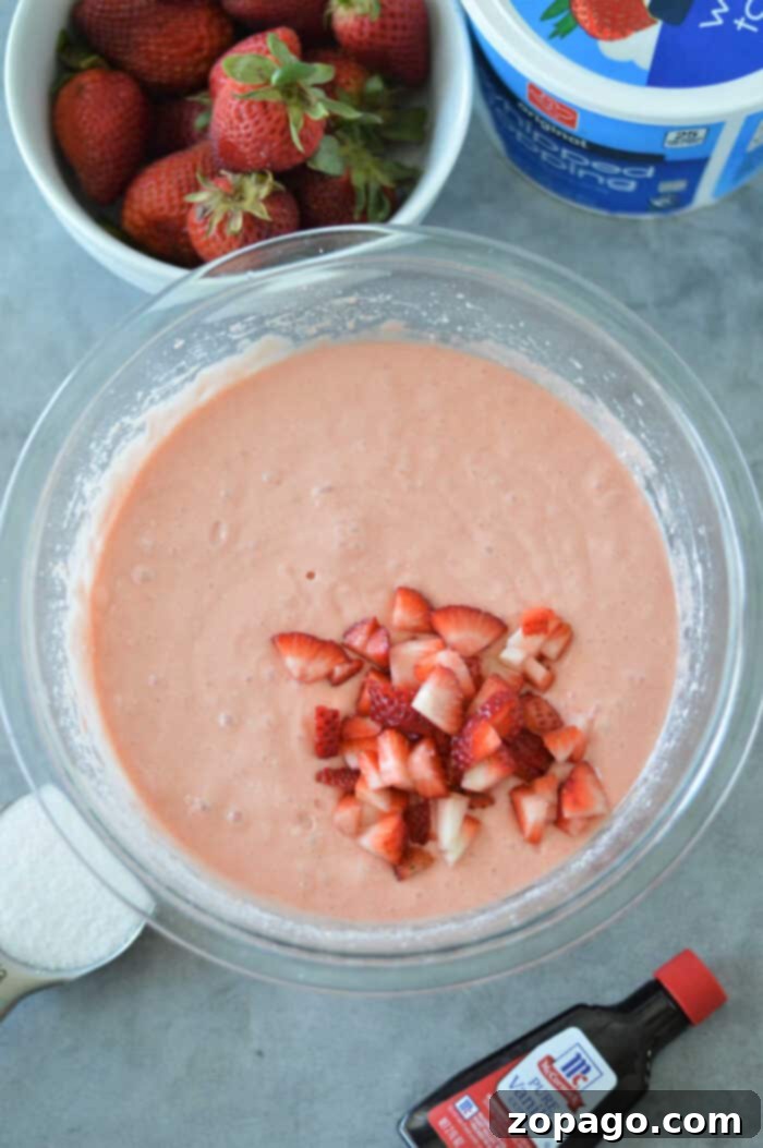 Fresh Strawberry Cake Mix 4 Strawberry Cake Mix Poke Cake with Homemade Strawberry Sauce