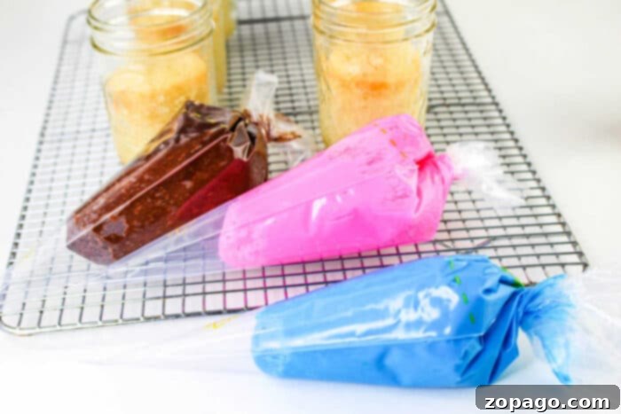 Portable Cake Delights 7 frost a cake easy