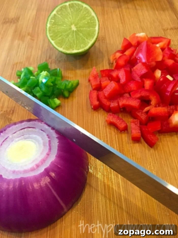 Homemade pineapple salsa with fresh ingredients. Delicious and easy pineapple salsa recipe, perfect for a quick snack or appetizer.